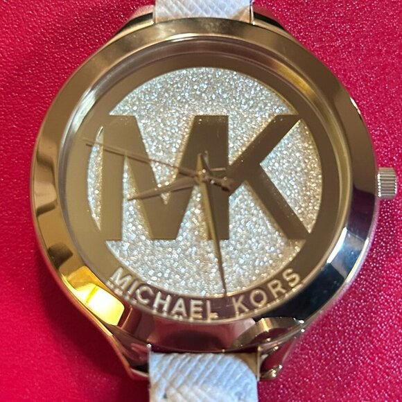 Michael Kors Women's Slim Runway White Leather Strap Analog Quartz Watch MK2389 - Picture 1 of 13